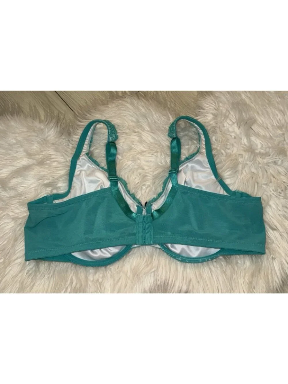 Cacique women’s lace